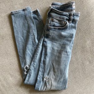 Light wash Zara Jeans